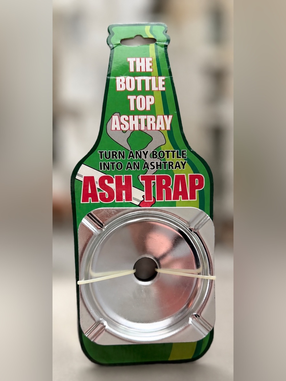 Vintage Island Dogs “Ash Trap” Bottle Top Ashtray – New in Original Packaging –